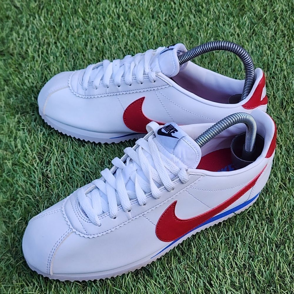NIKE CLASSIC CORTEZ - Womens Sneakers - SIZE 8
